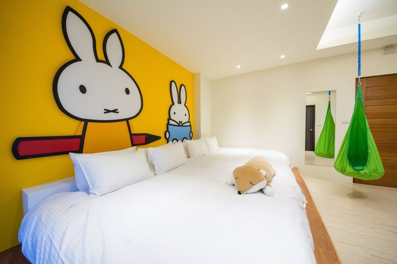 Bed & Breakfast Child House