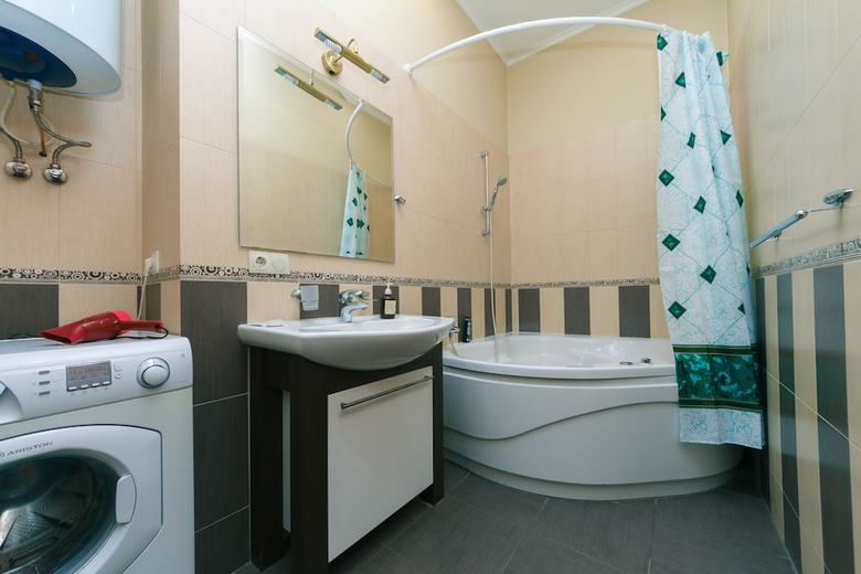 One Bedroom Apartment - Centre Of Kiev - 2140