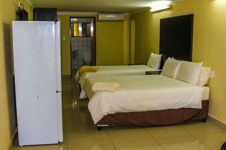 Posada Naledzi Lodge