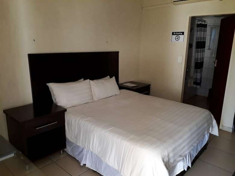 Posada Naledzi Lodge