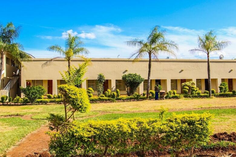 Posada Naledzi Lodge