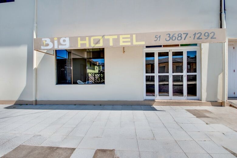 Big Hotel