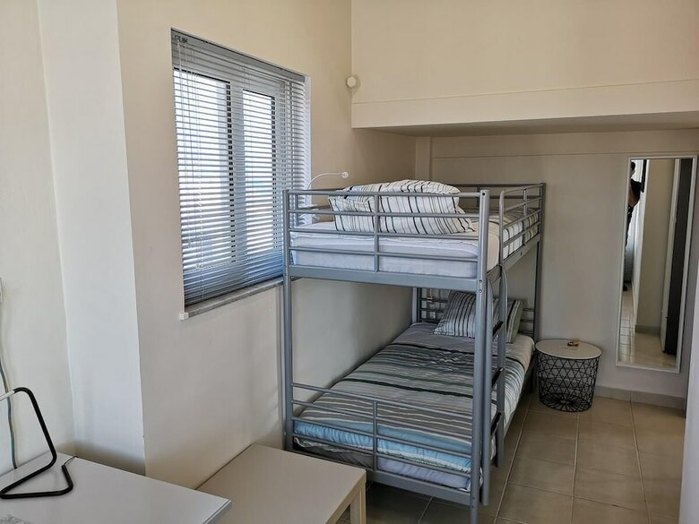 Nautilus Apartments Airport By Airstay