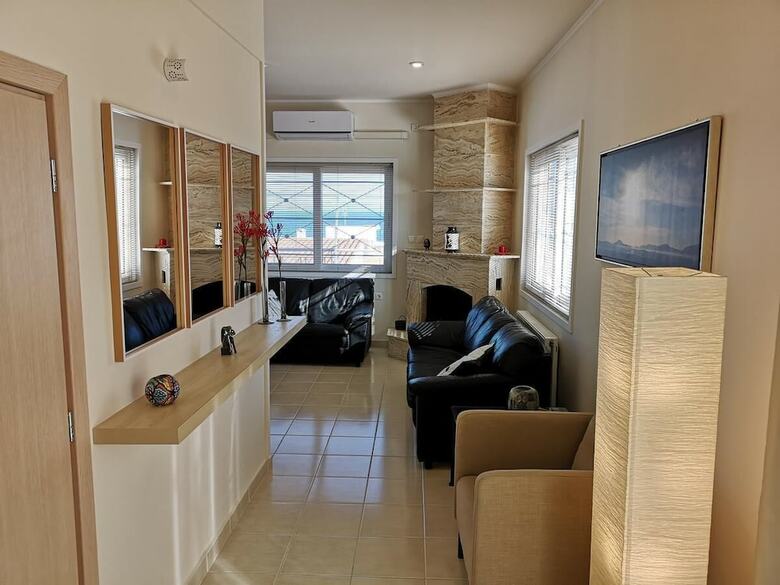 Nautilus Apartments Airport By Airstay