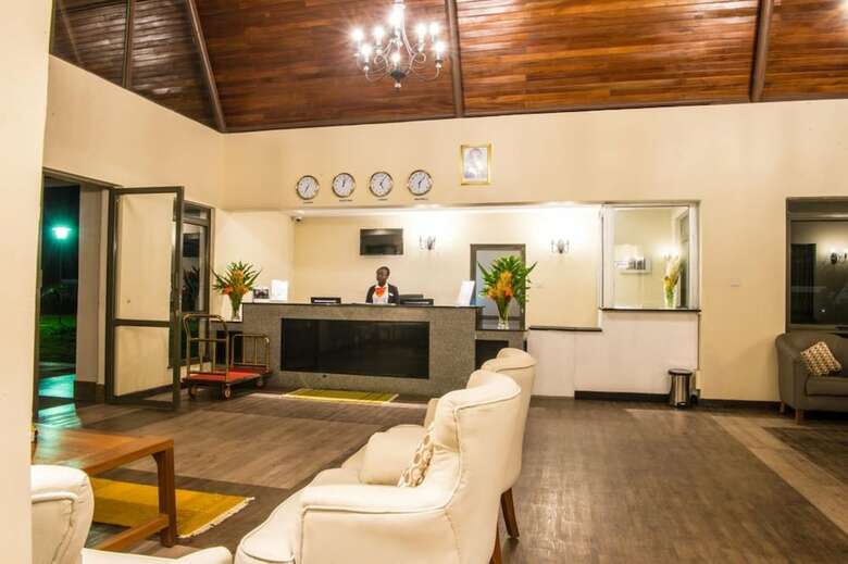 Hotel Stoni Athi Resort