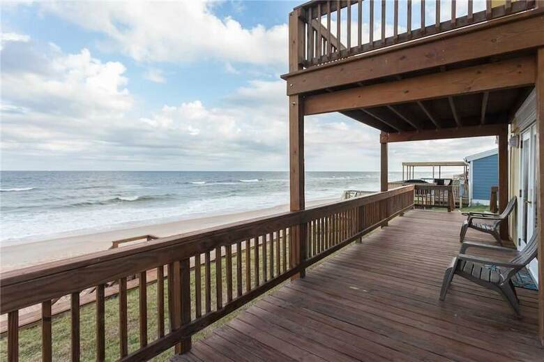 Napping Turtle, 3 Bedrooms, Ocean Front, Wireless Internet, Sleeps 9