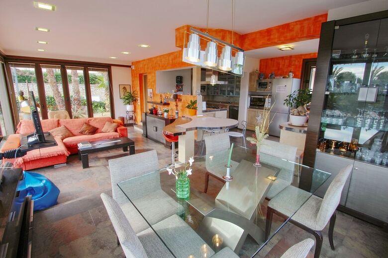 Villa Orza - Holiday Home In Benissa