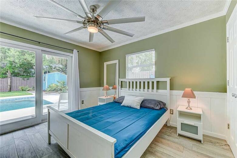 Summertime Sanctuary, Private Pool, 3 Bedrooms, Sleeps 8