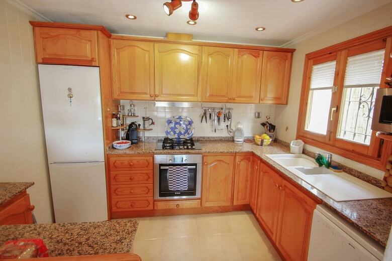 Dina - Mediterranean Bungalow In Moraira