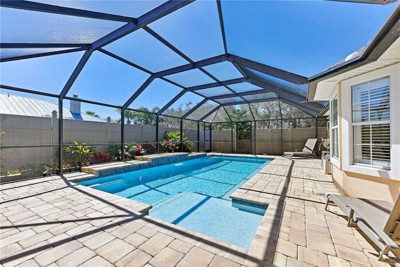 Ocean Escape, 3 Bedrooms, Pet Friendly, Private Pool, Wifi, Sleeps 7