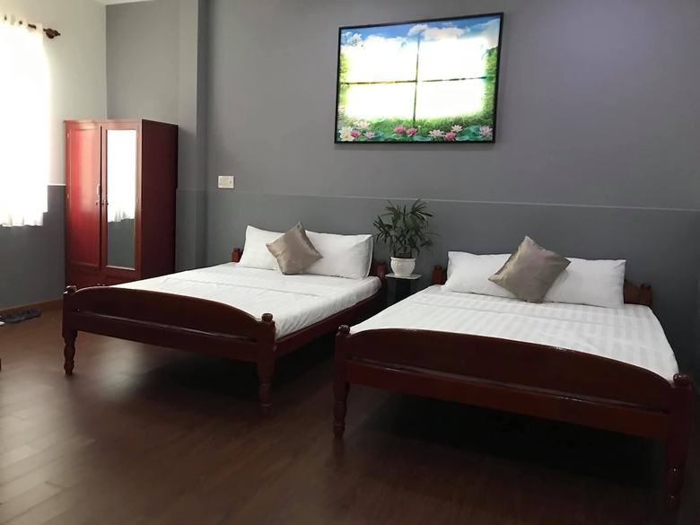 Nguyen Phuc Hotel