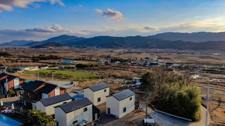 Stellar Domus  Sd Poolvila & Pension