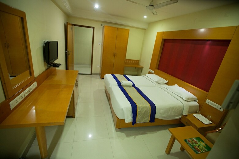 Hotel Mahalaya Residency,chennai