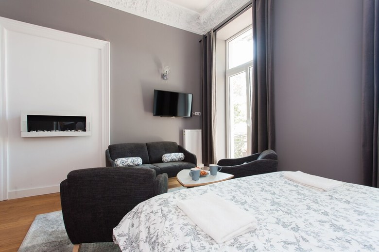 Apartwawel