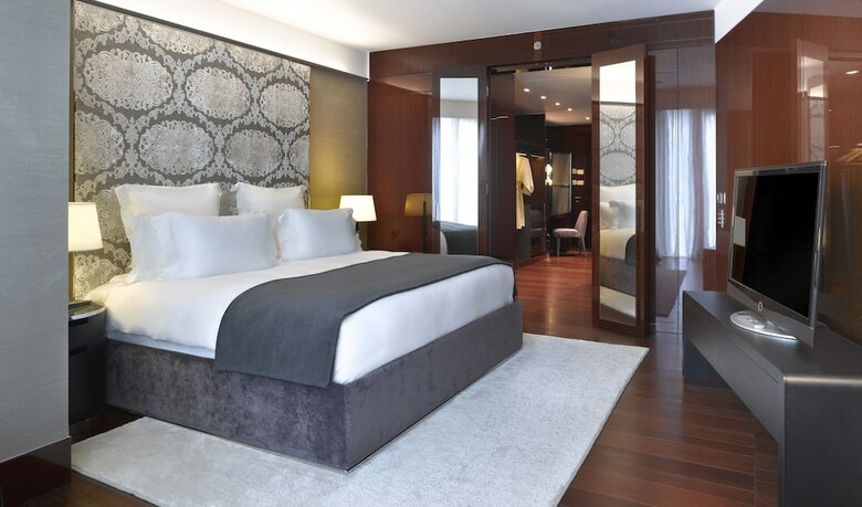 Bulgari Hotel London