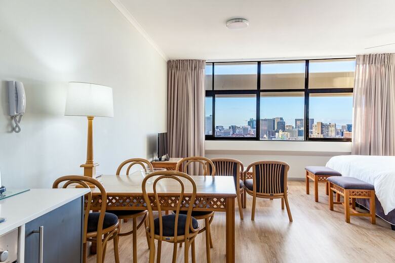 Gardens Centre Holiday Apartments