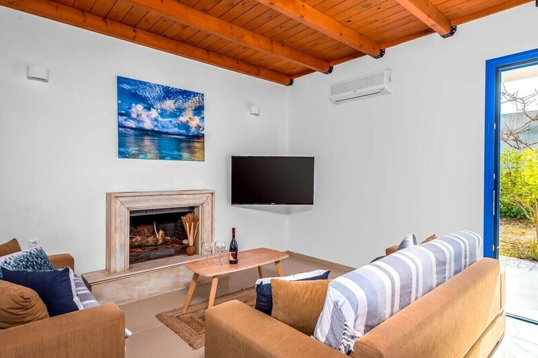 Blue Moon Villa