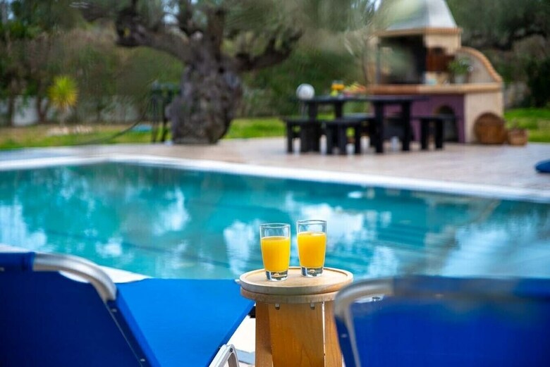 Blue Moon Villa