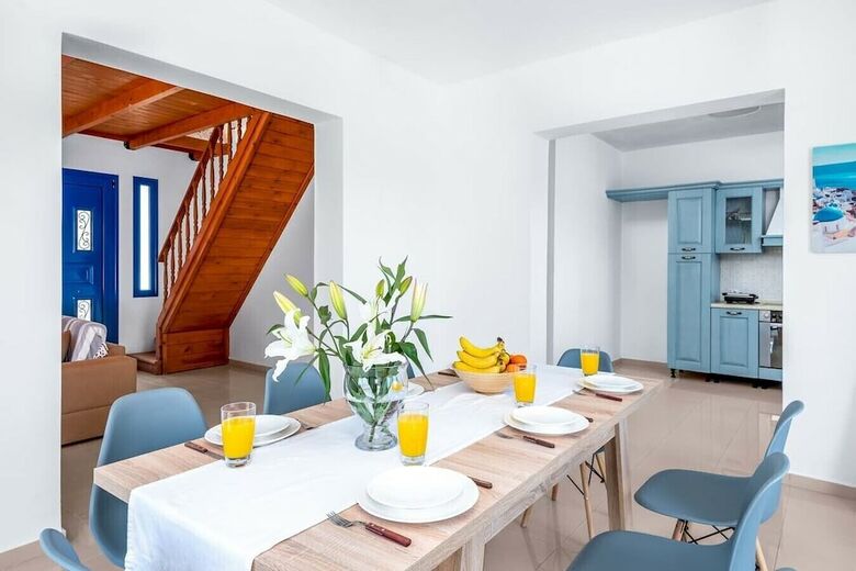 Blue Moon Villa