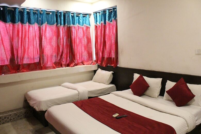 Hotel Rajshree