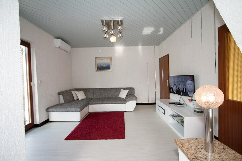 Apartment Ana With Private Pool
