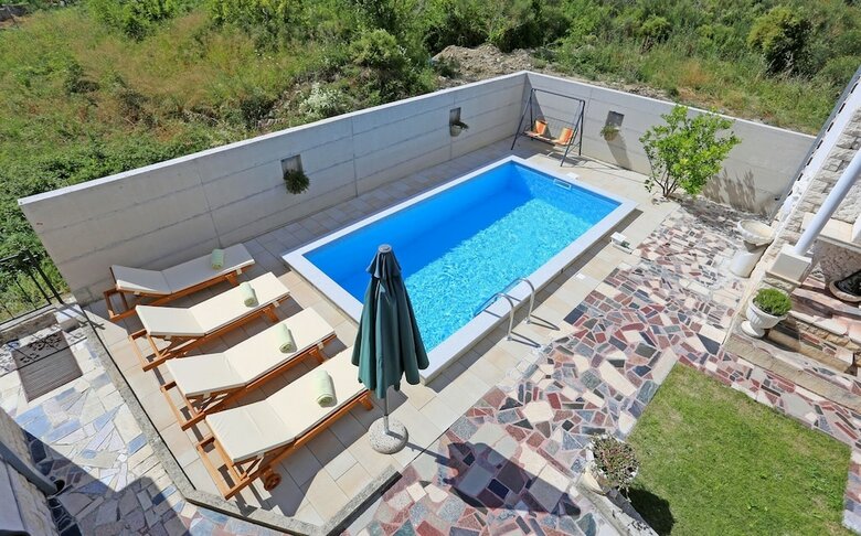 Apartment Ana With Private Pool