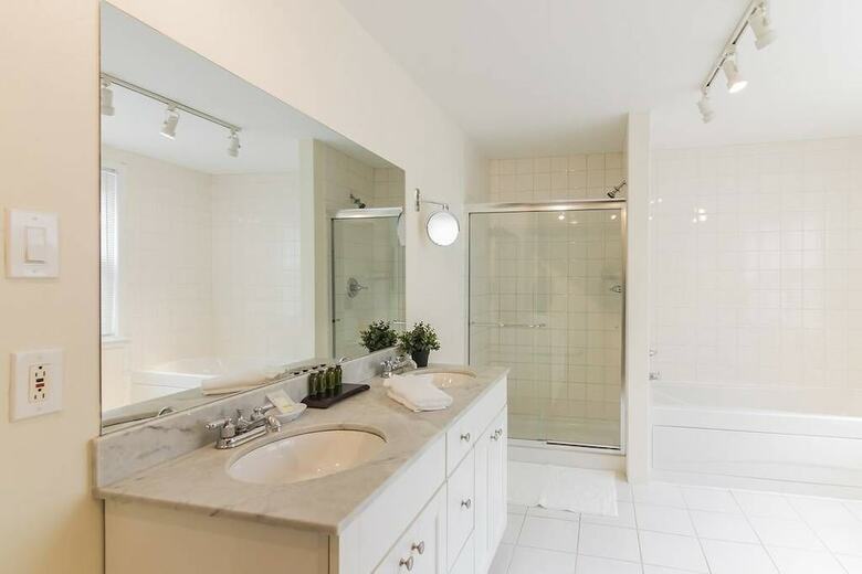 Villa 1714 Rittenhouse Sq