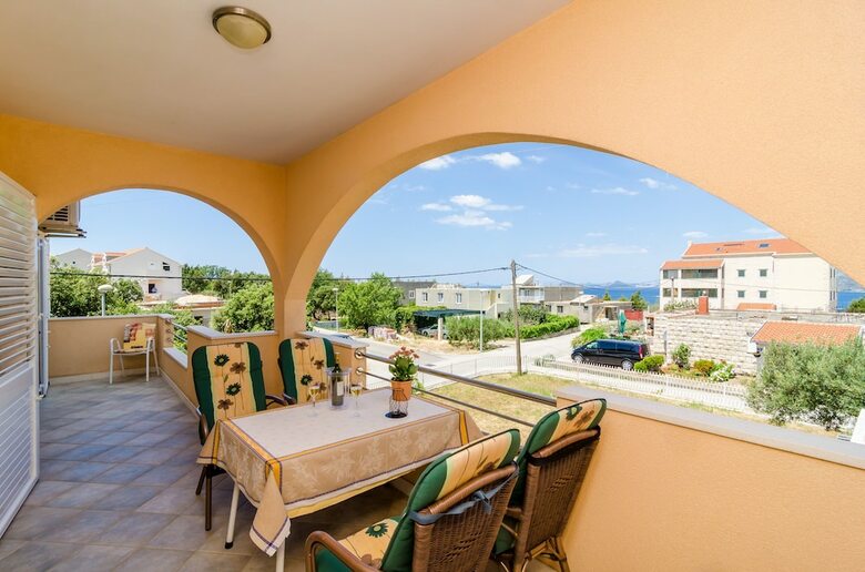 Hostal Guest House Somnium