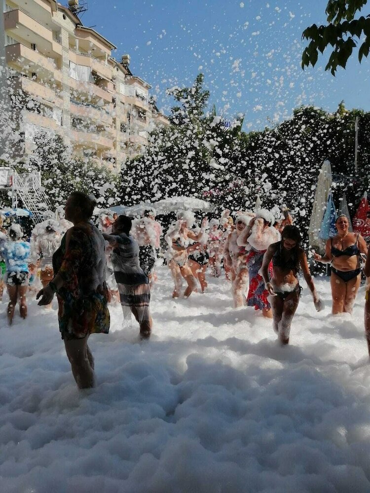 Holiday Line Beach Hotel - All Inclusive