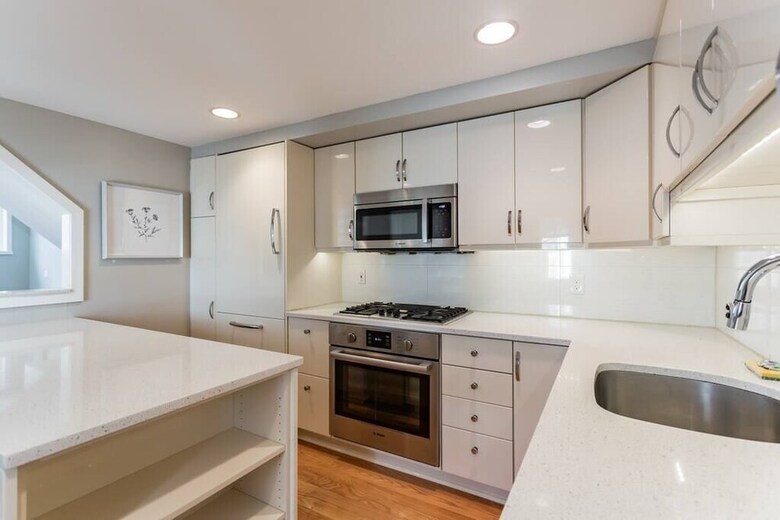 Villa 316 S Smedley
