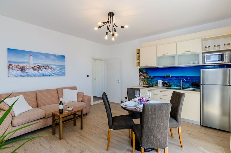 Apartments Knego