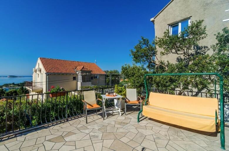 Apartments Knego