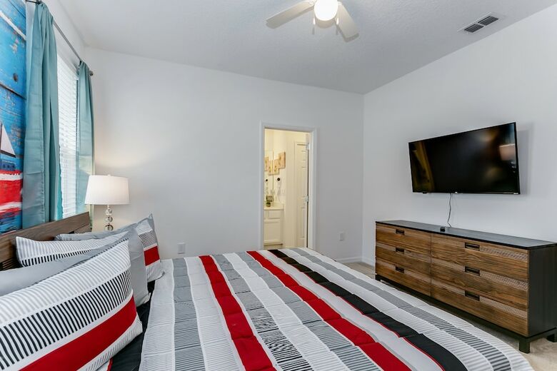 6028bod 14 Bedroom 11 Bathrrom