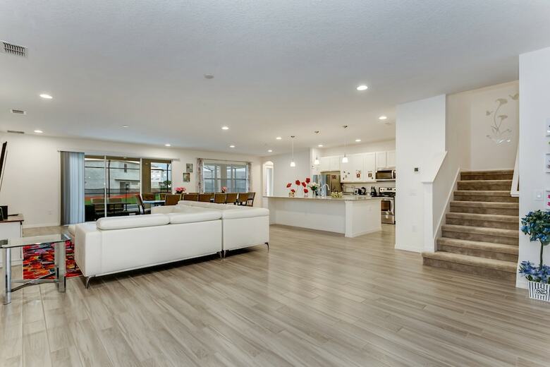 6028bod 14 Bedroom 11 Bathrrom