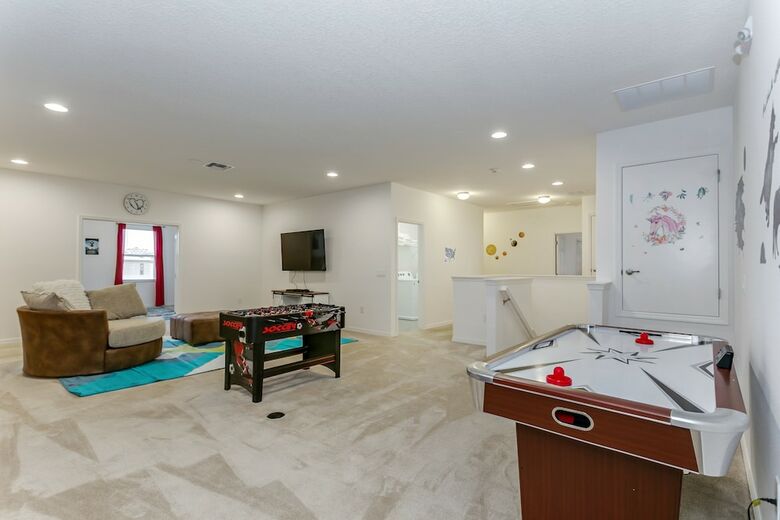 6028bod 14 Bedroom 11 Bathrrom