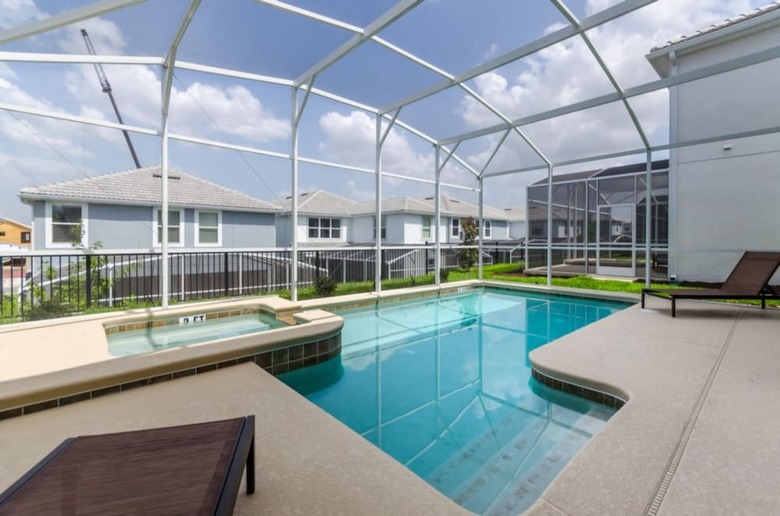 6 Bedroom 5 Bathroom Villa