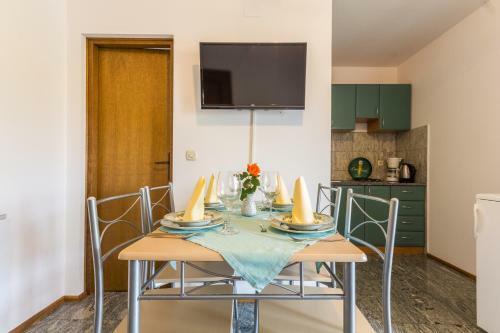 Hostal Apartments And Rooms Michaela