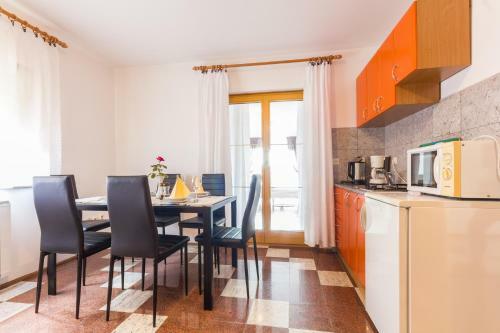 Hostal Apartments And Rooms Michaela