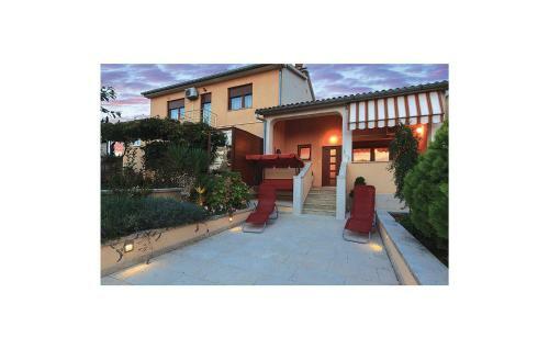 Holiday Home Pula 16