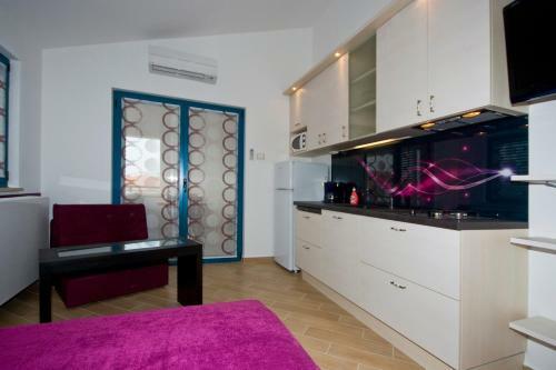 Rooms And Apartments Villa Dama