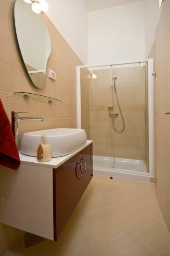 Rooms And Apartments Villa Dama