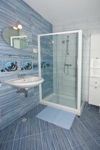 Rooms And Apartments Villa Dama