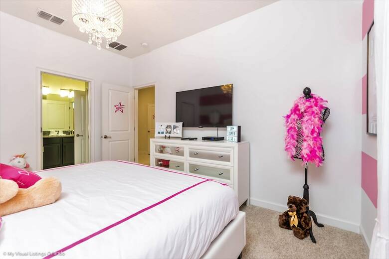1574ol Ultimate 8 Bedroom