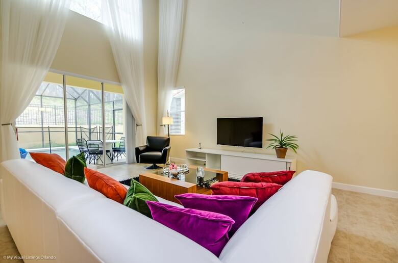 Fantastic Resort 5 Bed 5 Bath Villa With Pool