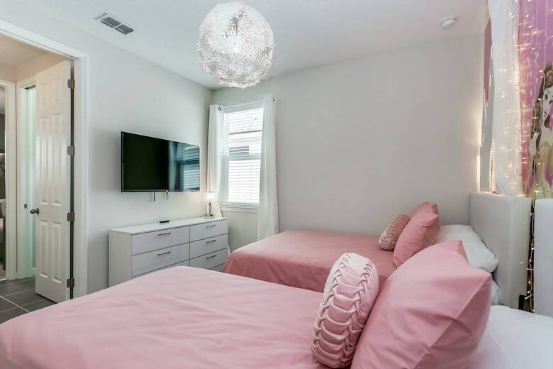 1834cvt New Solara 9 Bedroom 6 Bathroom Resort