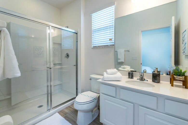 11 Bedroom 9.5 Bathroom 4792sq Foot Villa
