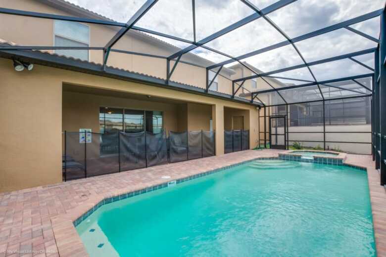 Ultimate New 8 Bedroom 6 Bathroom Windsor
