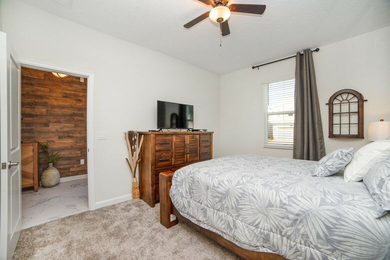 8812cruden