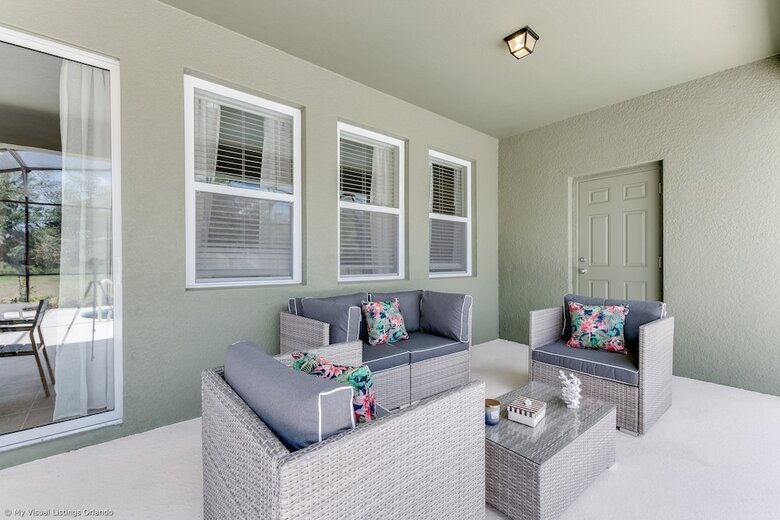 5280oak Luxury Ne 6 Bedroom 4.bath Home