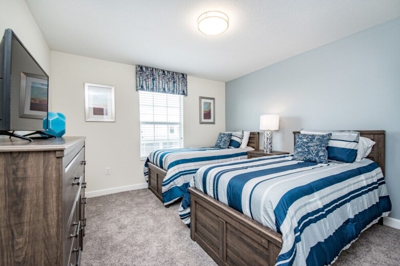 Villa 9043dd00
